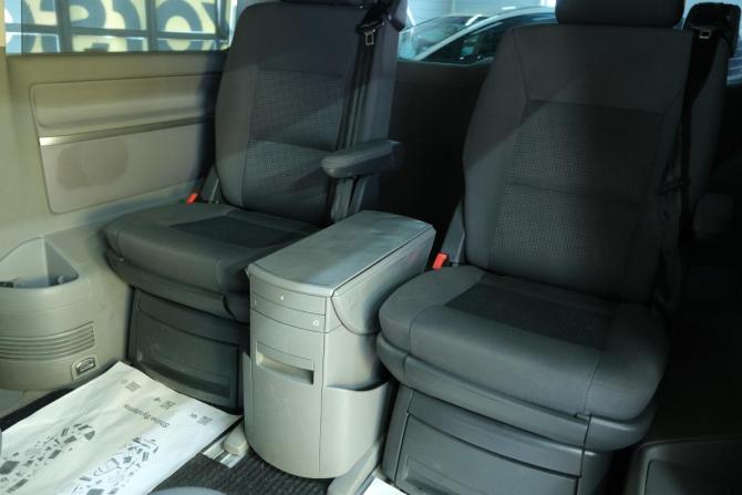 Volkswagen Multivan T5 с пробегом 2004 года, цена 1 599 000 рублей, 273119 км, минивэн, Автокод Объявления