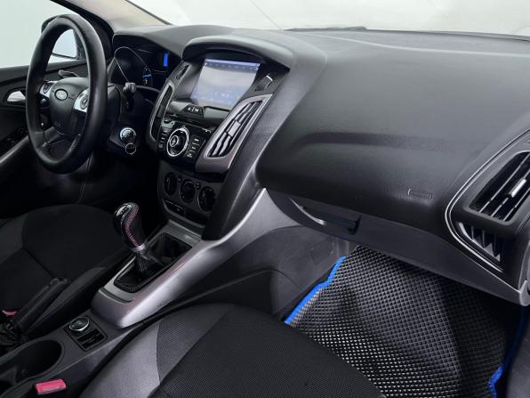 Ford Focus III с пробегом 2013 года, цена 599 000 рублей, 210367 км, седан, Автокод Объявления
