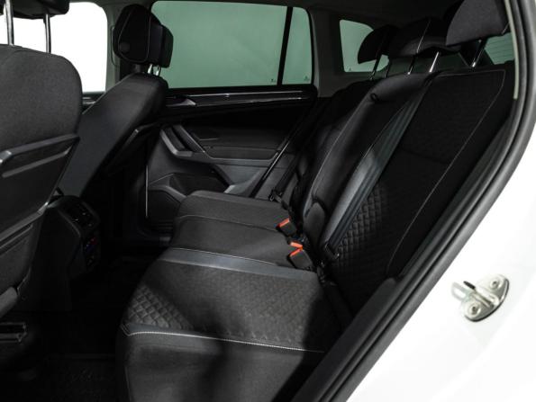 Volkswagen Tiguan II с пробегом 2018 года, цена 2 500 000 рублей, 133100 км, внедорожник, Автокод Объявления