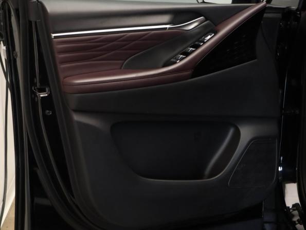GAC M8 с пробегом 2024 года, цена 4 765 000 рублей, 35188 км, минивэн, Автокод Объявления