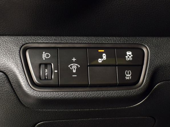 Kia Cerato IV Рестайлинг с пробегом 2021 года, цена 2 375 995 рублей, 46867 км, седан, Автокод Объявления