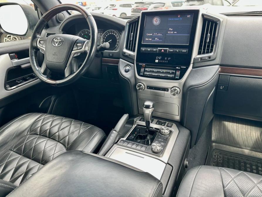 Toyota Land Cruiser 200 Series Рестайлинг 2 Иркутск  - изображение 18
