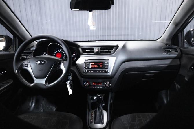 Kia Rio III Рестайлинг с пробегом 2017 года, цена 1 230 000 рублей, 106958 км, седан, Автокод Объявления