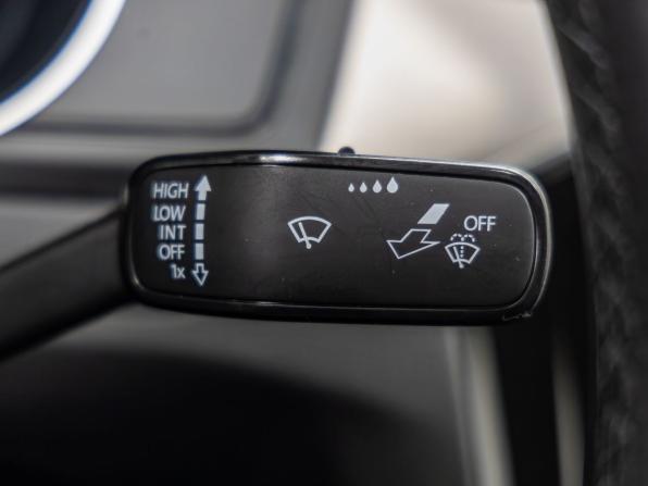 Volkswagen Passat B8 с пробегом 2018 года, цена 1 798 000 рублей, 138946 км, седан, Автокод Объявления