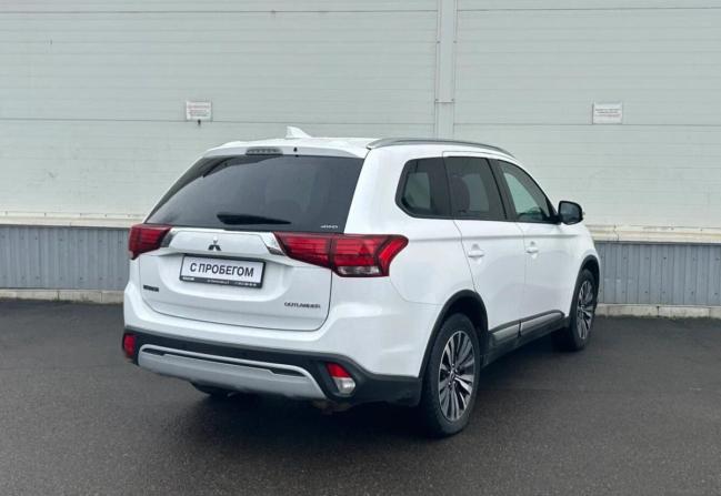 Mitsubishi Outlander III Рестайлинг 3 с пробегом 2019 года, цена 2 350 000 рублей, 105104 км, внедорожник, Автокод Объявления