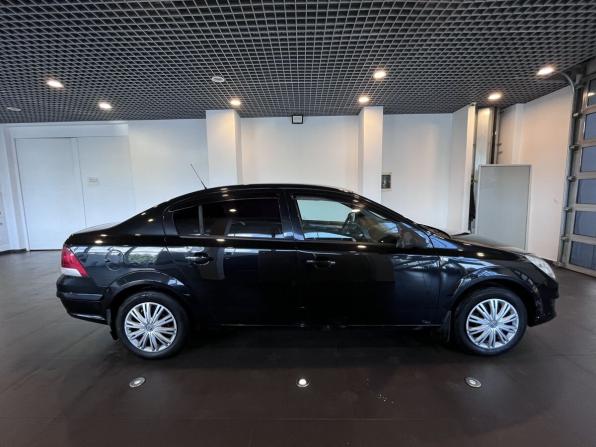 Opel Astra H Рестайлинг с пробегом 2012 года, цена 510 000 рублей, 243716 км, седан, Автокод Объявления