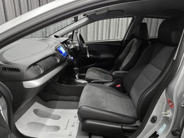 Honda Insight II Рестайлинг с пробегом 2012 года, цена 949 000 рублей, 190000 км, хэтчбек, Автокод Объявления