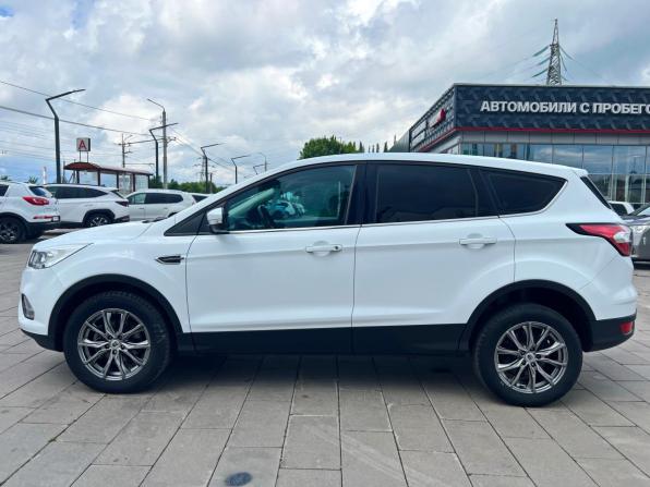Ford Kuga II Рестайлинг с пробегом 2018 года, цена 1 895 000 рублей, 135680 км, внедорожник, Автокод Объявления