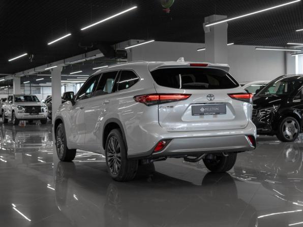 Toyota Highlander IV (XU70) с пробегом 2026 года, цена 5 370 000 рублей, 15 км, внедорожник, Автокод Объявления