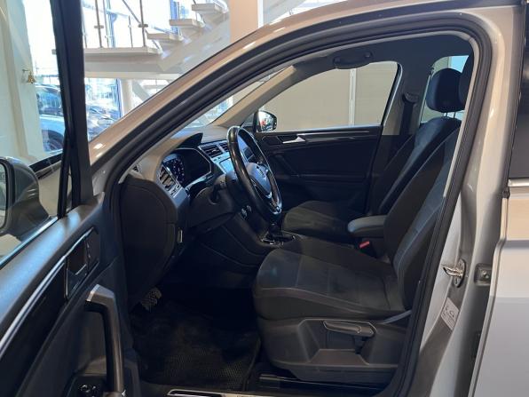 Volkswagen Tiguan II с пробегом 2018 года, цена 2 510 000 рублей, 130831 км, внедорожник, Автокод Объявления