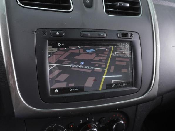Renault Logan II Рестайлинг с пробегом 2019 года, цена 969 000 рублей, 117788 км, седан, Автокод Объявления