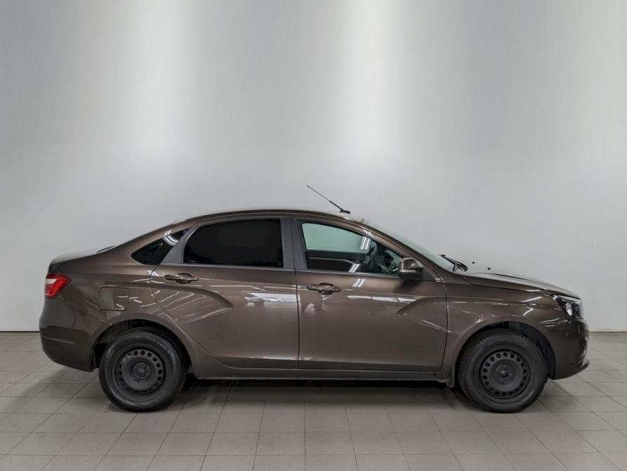 Lada (ВАЗ) Vesta I Москва  - изображение 4