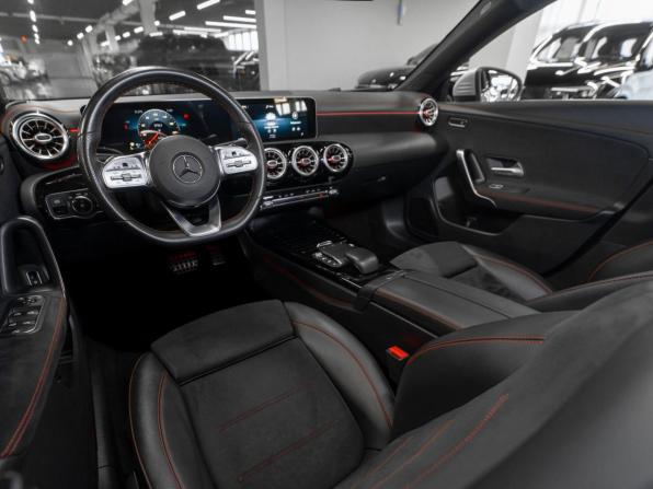 Mercedes-Benz CLA II (C118 X118) с пробегом 2019 года, цена 2 960 000 рублей, 92749 км, седан, Автокод Объявления