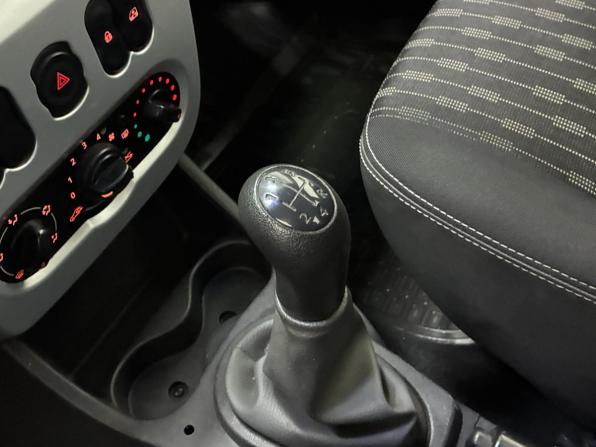 Renault Logan I Рестайлинг с пробегом 2013 года, цена 399 000 рублей, 116000 км, седан, Автокод Объявления
