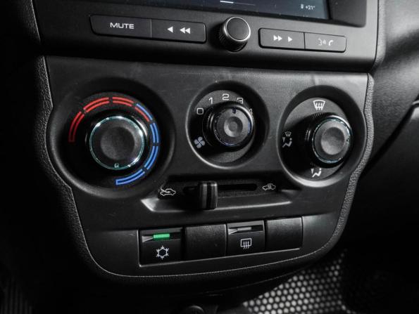 Lada (ВАЗ) Granta I Рестайлинг с пробегом 2026 года, цена 1 135 000 рублей, 4546 км, седан, Автокод Объявления