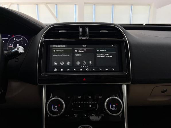 Jaguar XE I Рестайлинг с пробегом 2019 года, цена 2 490 000 рублей, 130000 км, седан, Автокод Объявления