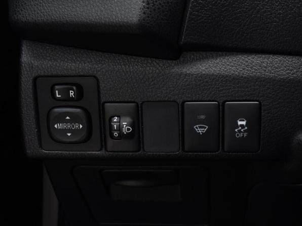 Toyota Corolla XI (E160 E170 E180) с пробегом 2013 года, цена 1 230 000 рублей, 186541 км, седан, Автокод Объявления