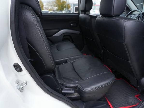Mitsubishi Outlander II Рестайлинг с пробегом 2012 года, цена 1 170 000 рублей, 231513 км, внедорожник, Автокод Объявления
