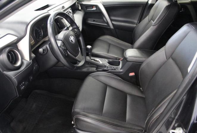 Toyota RAV4 IV (XA40) Рестайлинг с пробегом 2016 года, цена 1 850 000 рублей, 110720 км, внедорожник, Автокод Объявления