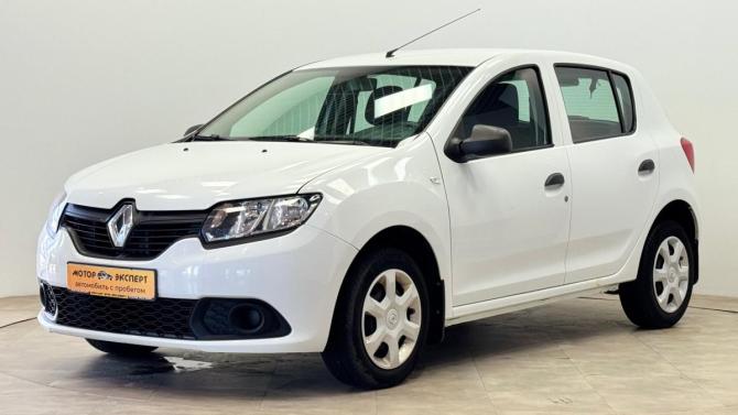 Renault Sandero II с пробегом 2016 года, цена 830 000 рублей, 73636 км, хэтчбек, Автокод Объявления