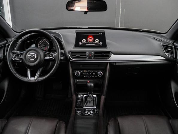 Mazda CX-4 I Рестайлинг с пробегом 2023 года, цена 2 700 000 рублей, 28330 км, внедорожник, Автокод Объявления