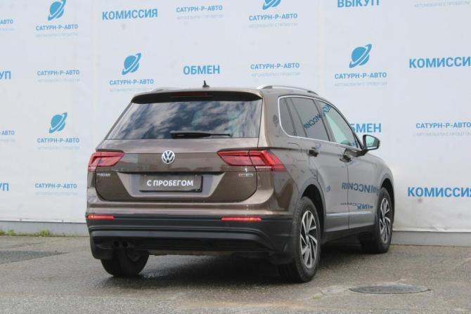 Volkswagen Tiguan II с пробегом 2018 года, цена 2 810 000 рублей, 48000 км, внедорожник, Автокод Объявления