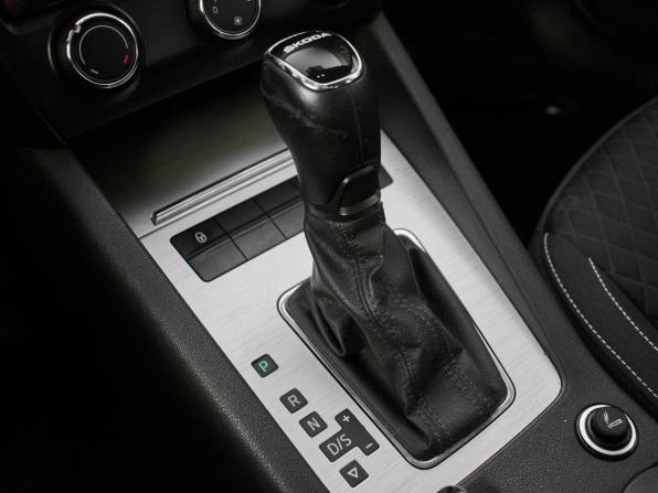 Skoda Octavia III (A7) с пробегом 2016 года, цена 1 310 000 рублей, 221113 км, лифтбек, Автокод Объявления