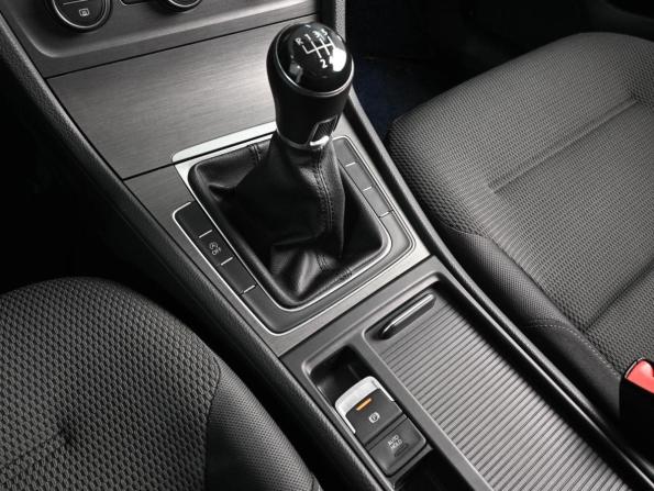 Volkswagen Golf VII с пробегом 2013 года, цена 1 520 000 рублей, 100572 км, хэтчбек, Автокод Объявления