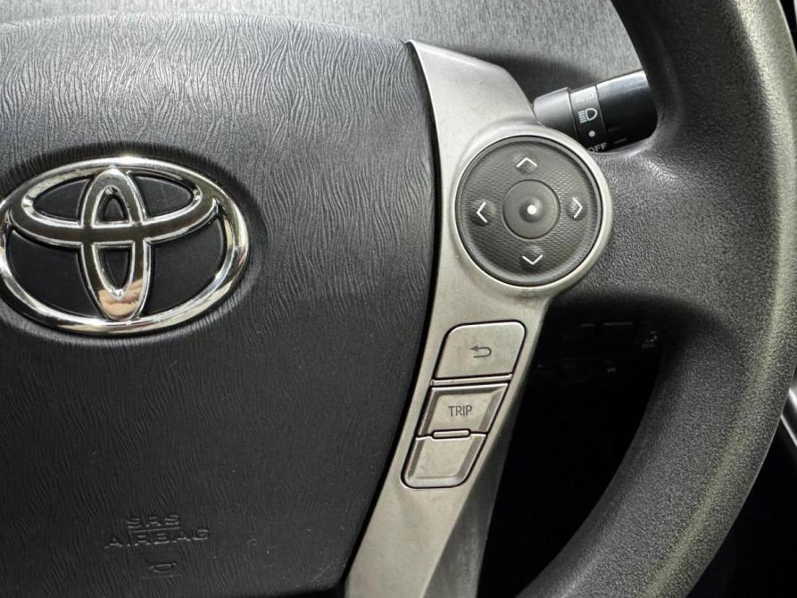Toyota Prius Alpha I (ZVW40/41) Рестайлинг Благовещенск  - изображение 31