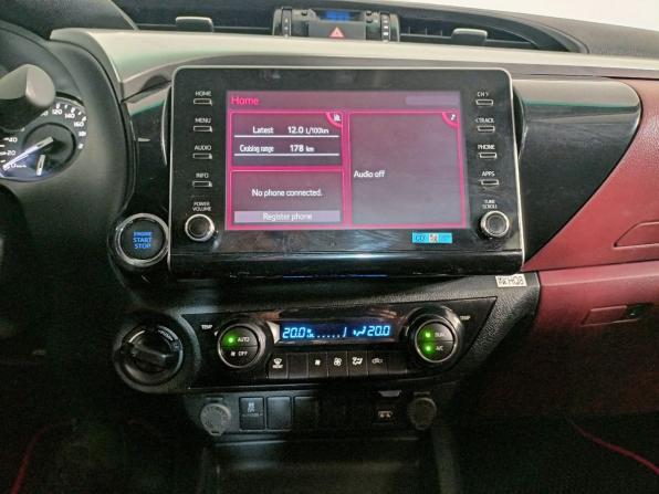 Toyota Hilux VIII Рестайлинг 2 с пробегом 2024 года, цена 6 499 000 рублей, 7500 км, offers.body_type.unknown, Автокод Объявления