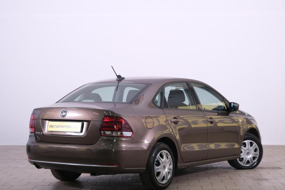 Volkswagen Polo V Рестайлинг Омск  - изображение 7
