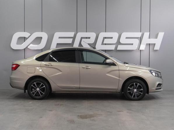 Lada (ВАЗ) Vesta I с пробегом 2018 года, цена 824 000 рублей, 101569 км, седан, Автокод Объявления