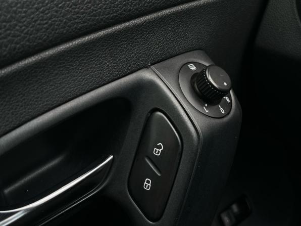 Volkswagen Polo V Рестайлинг с пробегом 2016 года, цена 790 000 рублей, 171150 км, седан, Автокод Объявления