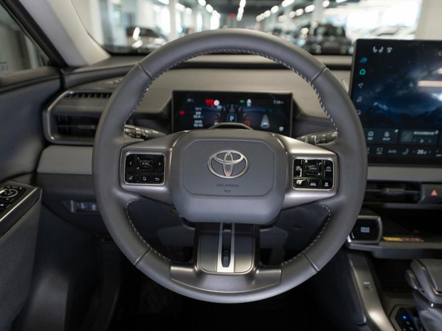 Toyota RAV4 VI (XA60) Москва  - изображение 11
