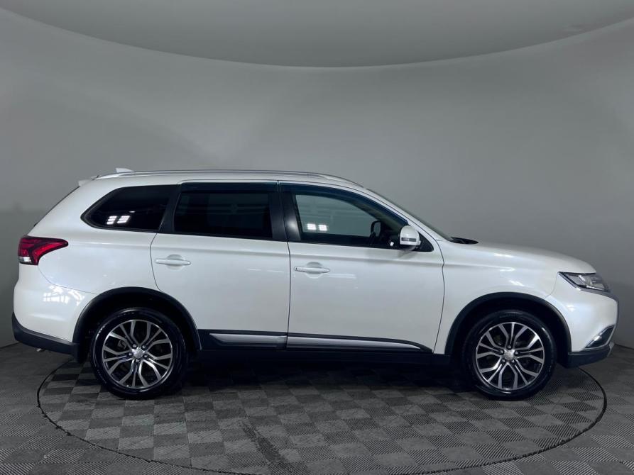 Mitsubishi Outlander III Рестайлинг 2 Ростов-на-Дону  - изображение 8