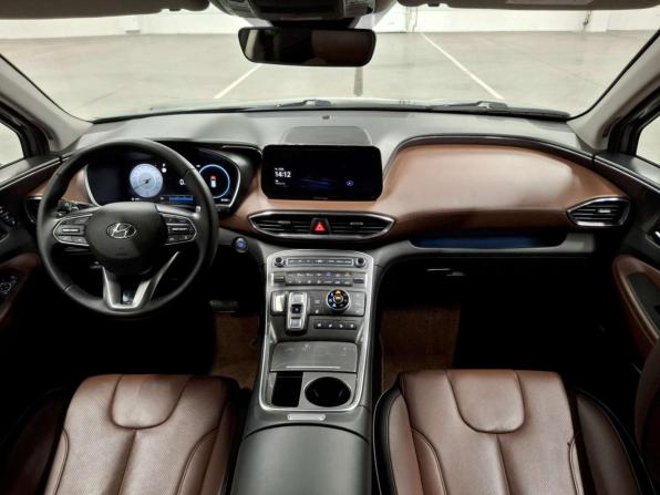 Hyundai Santa Fe IV Рестайлинг с пробегом 2022 года, цена 3 290 000 рублей, 87279 км, внедорожник, Автокод Объявления