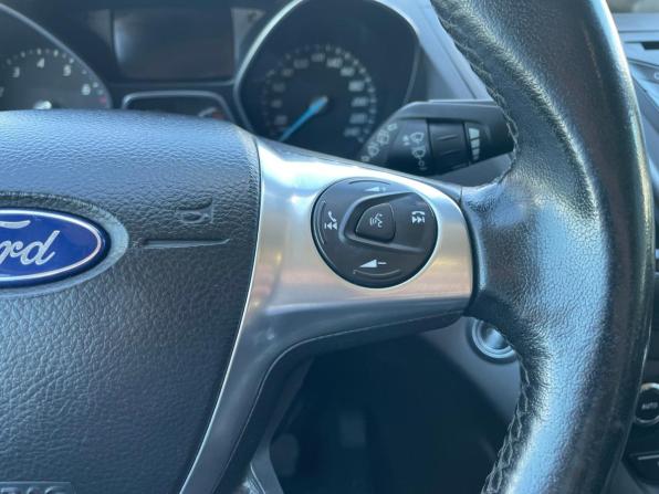 Ford Kuga II с пробегом 2014 года, цена 1 000 000 рублей, 185000 км, внедорожник, Автокод Объявления