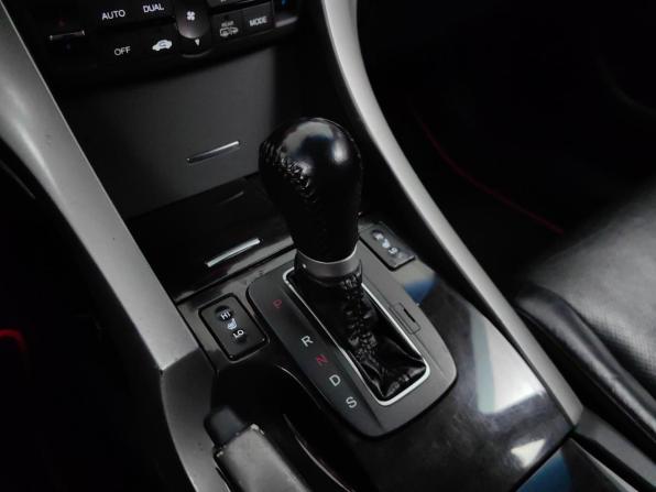 Honda Accord VIII с пробегом 2010 года, цена 799 000 рублей, 260000 км, седан, Автокод Объявления