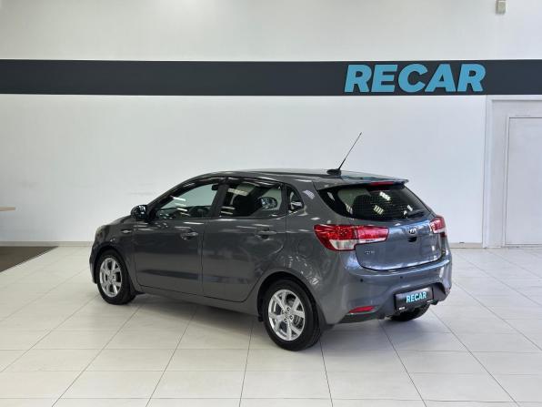 Kia Rio III Рестайлинг с пробегом 2017 года, цена 1 120 000 рублей, 84643 км, хэтчбек, Автокод Объявления