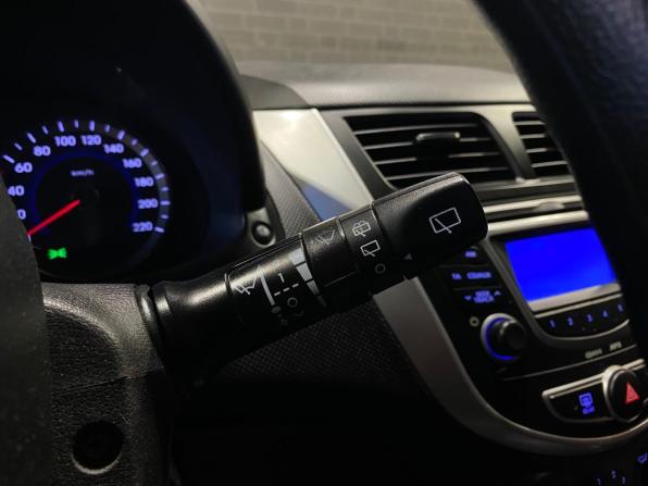 Hyundai Solaris I с пробегом 2012 года, цена 1 029 000 рублей, 66289 км, хэтчбек, Автокод Объявления