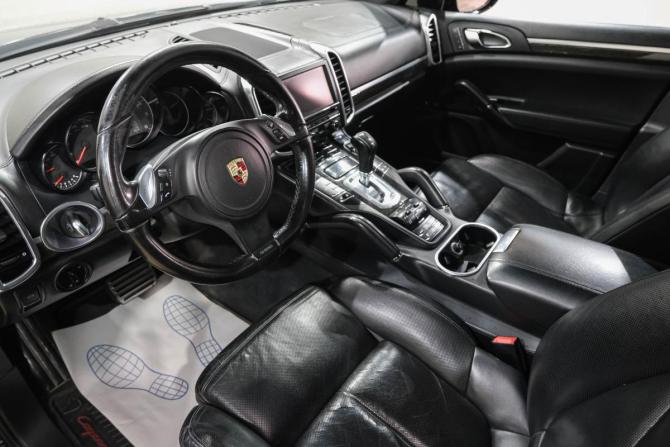 Porsche Cayenne II (958) с пробегом 2011 года, цена 2 629 000 рублей, 230000 км, внедорожник, Автокод Объявления
