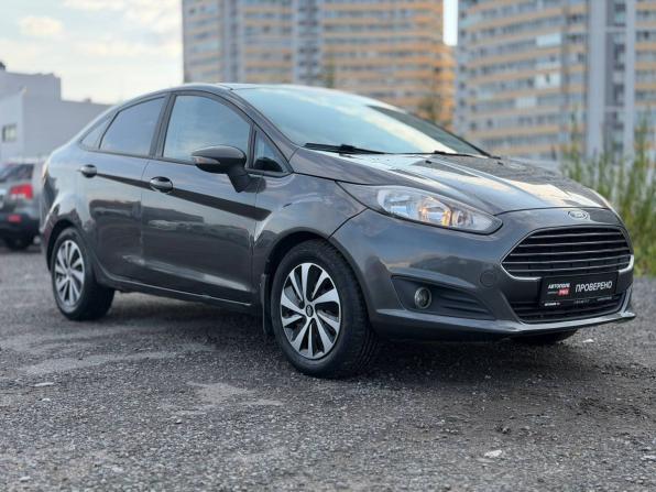 Ford Fiesta Mk6 Рестайлинг с пробегом 2017 года, цена 695 000 рублей, 154920 км, седан, Автокод Объявления