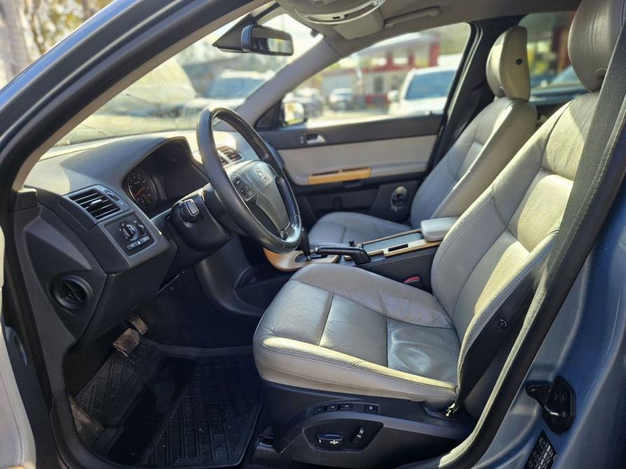 Volvo S40 II Рестайлинг Санкт-Петербург  - изображение 9