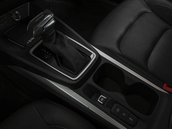 Chevrolet Monza II Рестайлинг с пробегом 2023 года, цена 1 624 000 рублей, 61393 км, седан, Автокод Объявления
