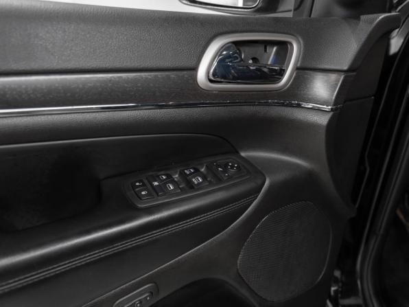 Jeep Grand Cherokee IV (WK2) Рестайлинг с пробегом 2018 года, цена 3 530 000 рублей, 75563 км, внедорожник, Автокод Объявления