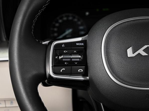 Kia Sorento IV с пробегом 2022 года, цена 3 641 000 рублей, 68248 км, внедорожник, Автокод Объявления