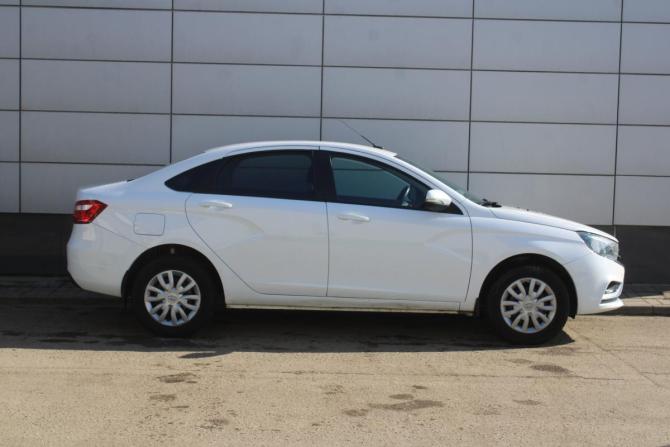 Lada (ВАЗ) Vesta I с пробегом 2017 года, цена 745 000 рублей, 134189 км, седан, Автокод Объявления