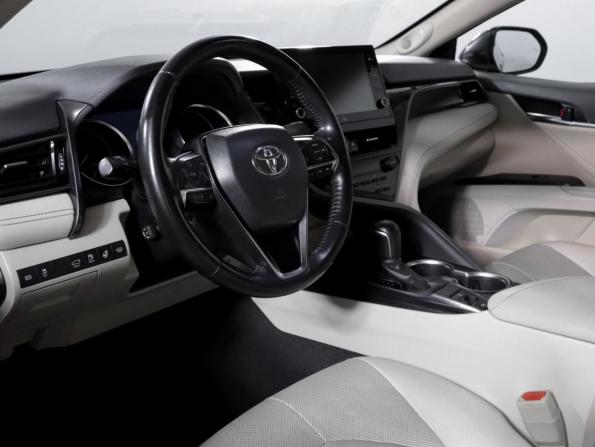 Toyota Camry VIII (XV70) Рестайлинг с пробегом 2021 года, цена 3 399 000 рублей, 75382 км, седан, Автокод Объявления