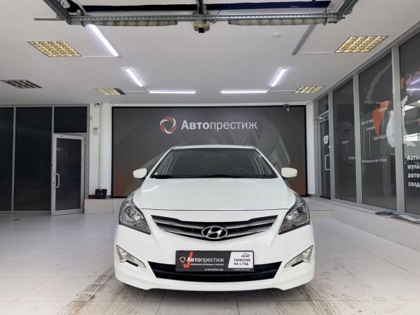 Hyundai Solaris I Рестайлинг с пробегом 2015 года, цена 1 085 000 рублей, 122146 км, седан, Автокод Объявления