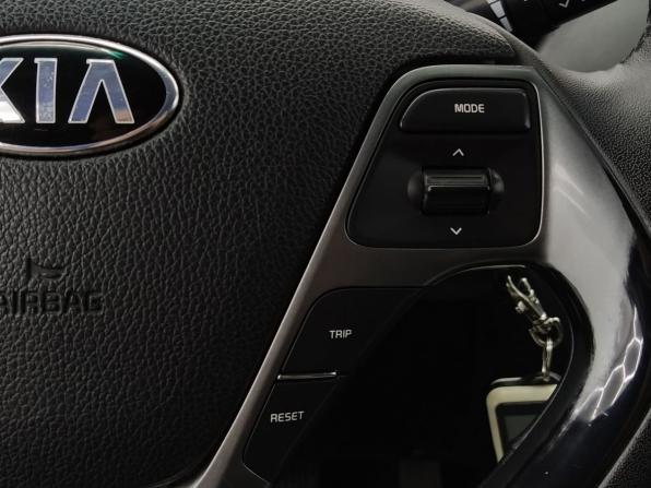 Kia Rio III Рестайлинг с пробегом 2015 года, цена 749 000 рублей, 200000 км, седан, Автокод Объявления